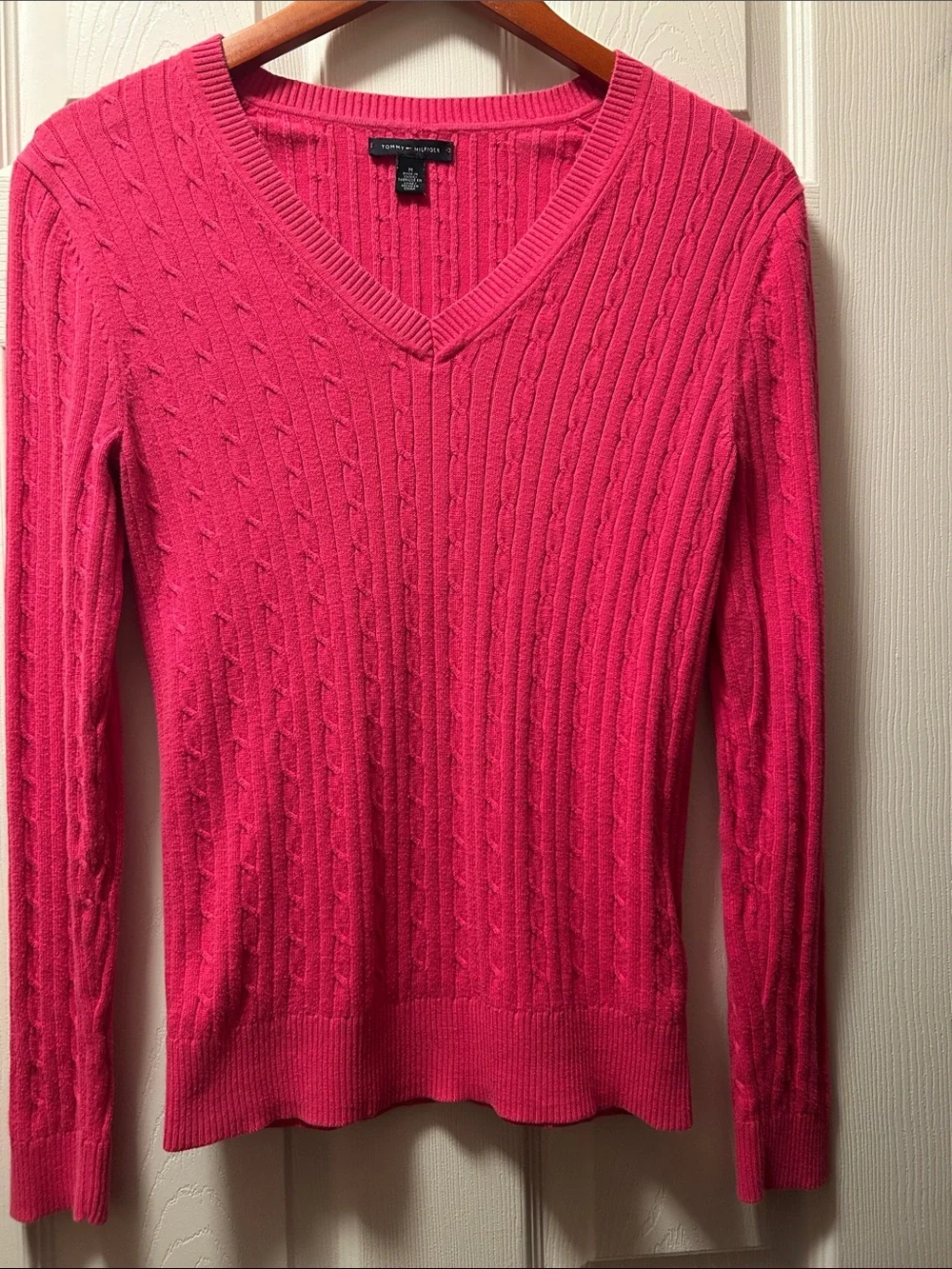 Tommy Hilfiger Bright Pink Cable V-Neck Sweater Medium